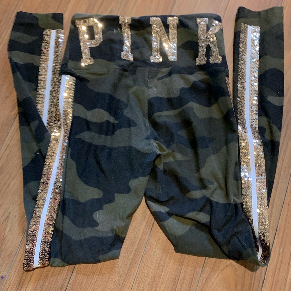 Victoria’s Secret PINK camo BLING leggings